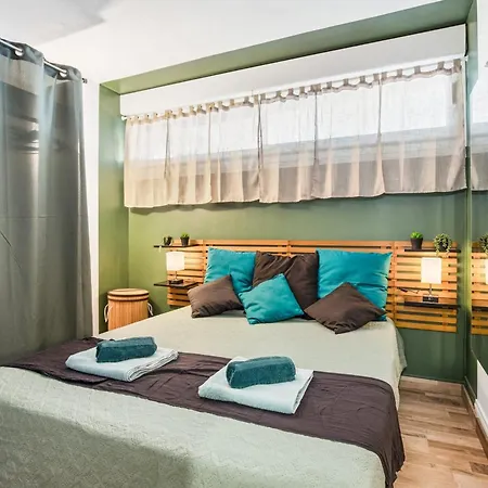 Ferienhaus Happy Days Port Ambonne Renovierte 2-zimmer-wohnung Mit Terrasse